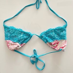 🦋 Beach Bunny Triangle Top 🦋